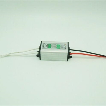 10W 900mA Step-down/Solar Energy Waterproof LED Driver